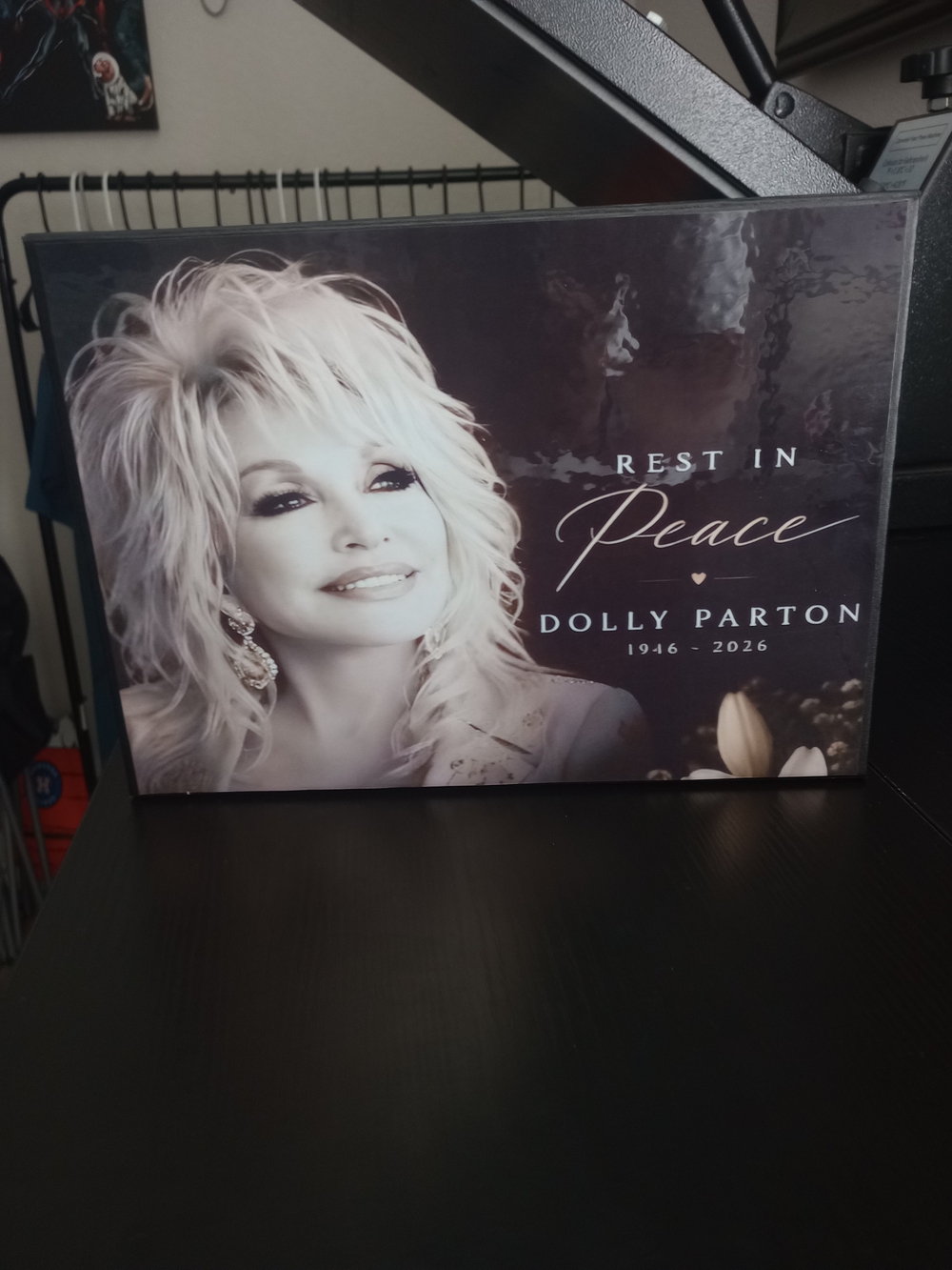 Custom Box Honoring Dolly Parton